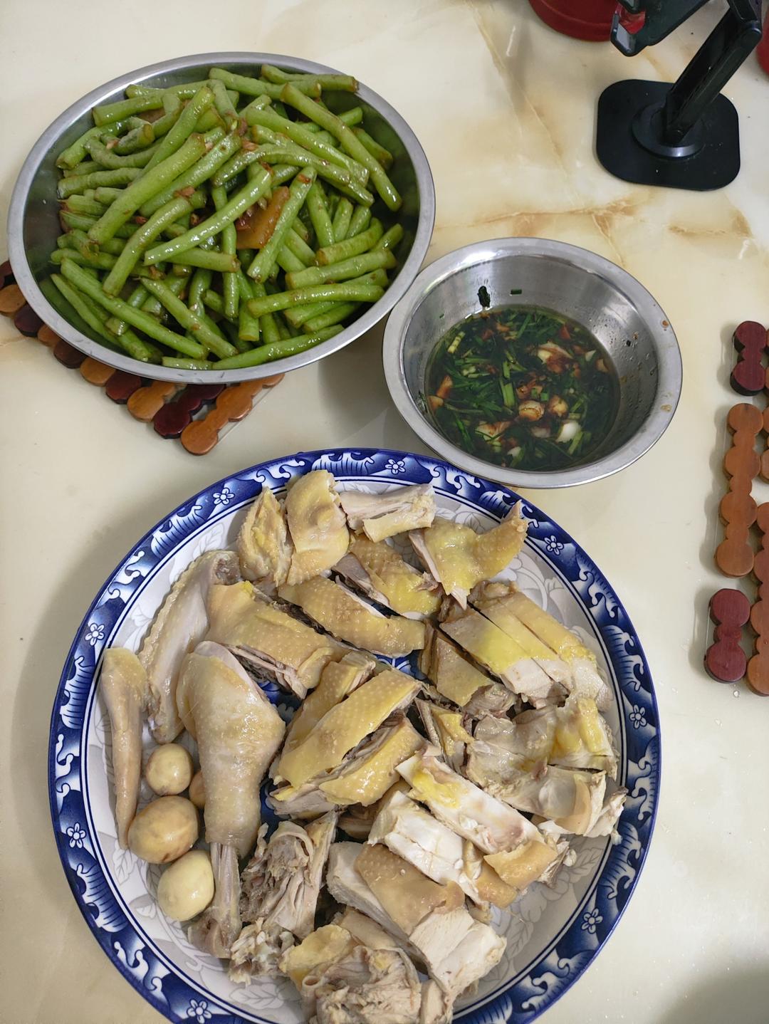 白斩鸡
