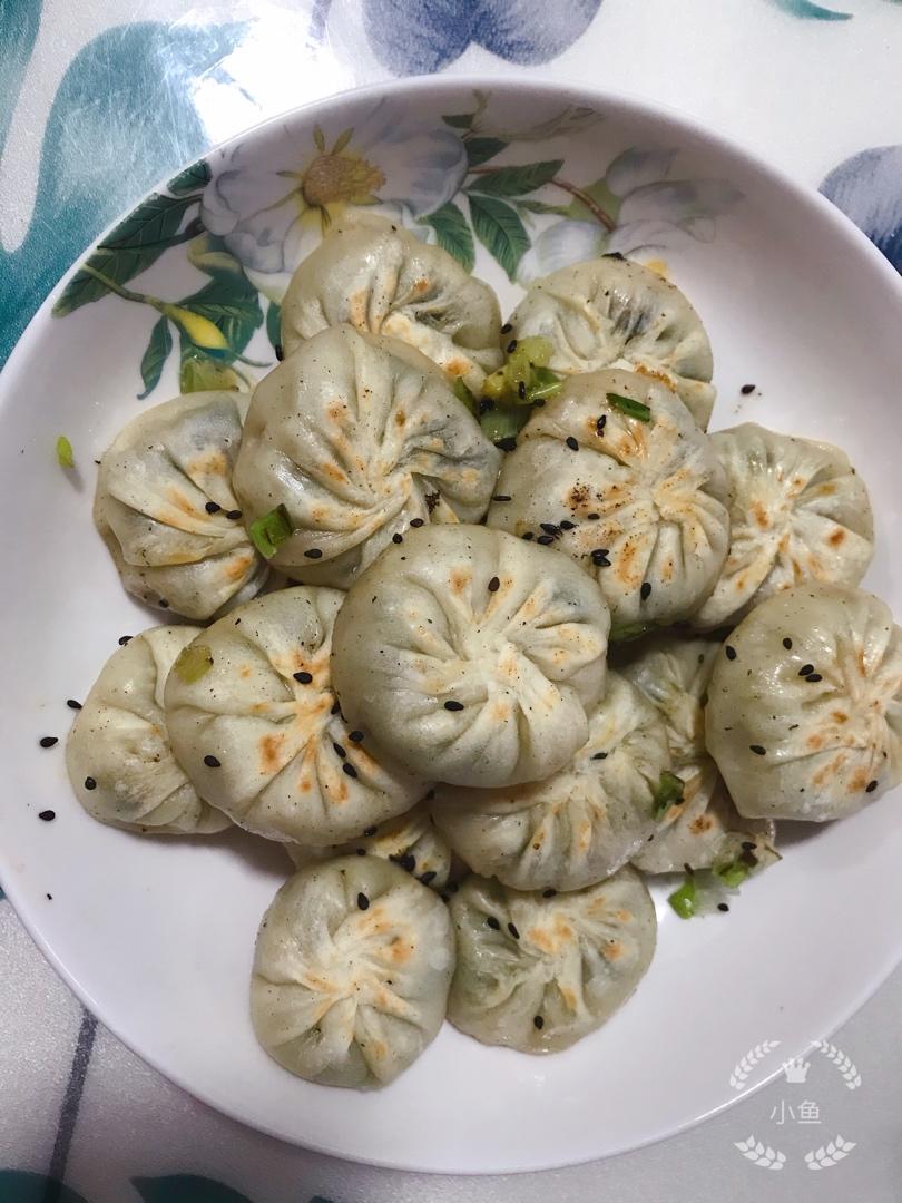 饺子皮版生煎包