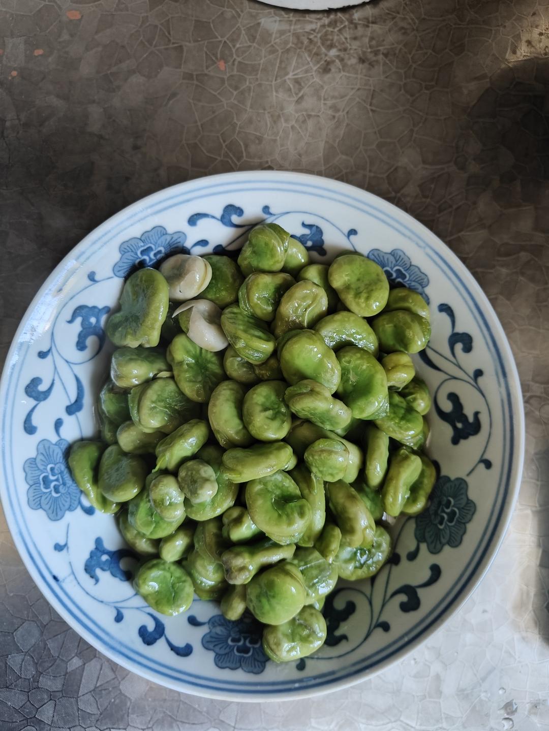 葱炒蚕豆
