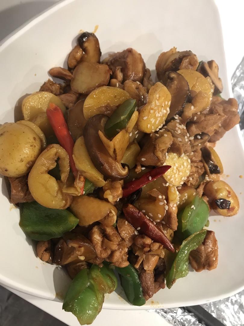 新疆特色大盘鸡（附加皮带面做法）