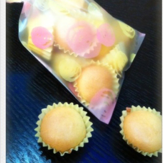 迷你戚风杯子蛋糕