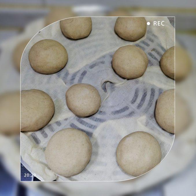 一次醒发，又喧又软，荞麦馒头……