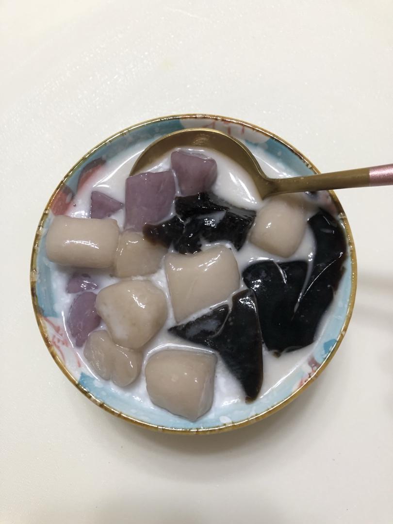 《Tinrry+》Q弹芋圆仙草冻