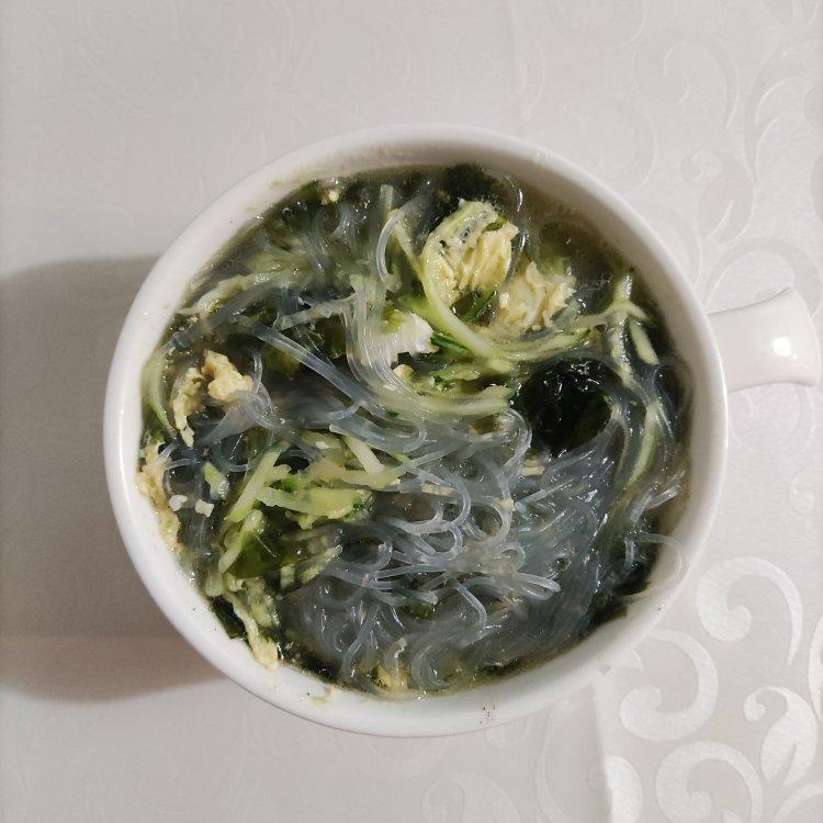 减脂素食颜控，黄瓜鸡蛋汤