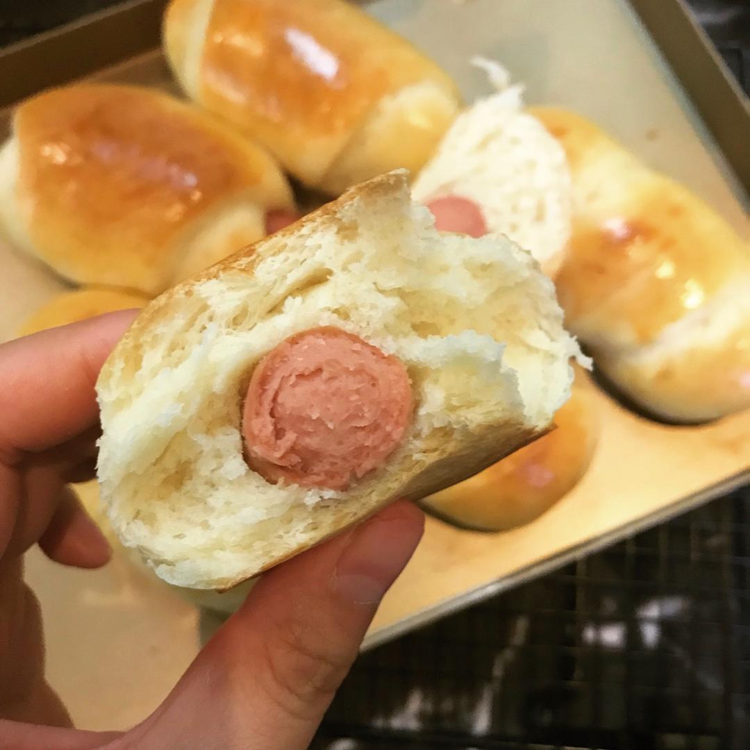 港式芝士肠仔包