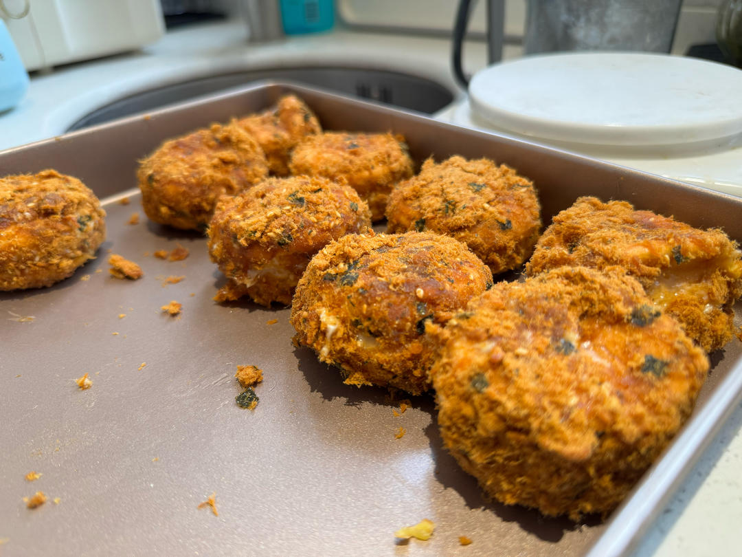 朋友都说比鲍师傅好吃的海苔肉松小贝