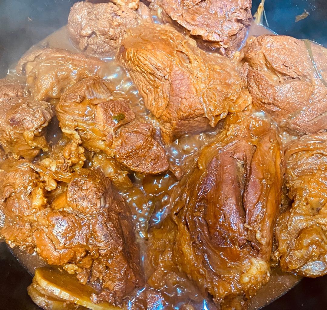 软烂入味的酱牛肉