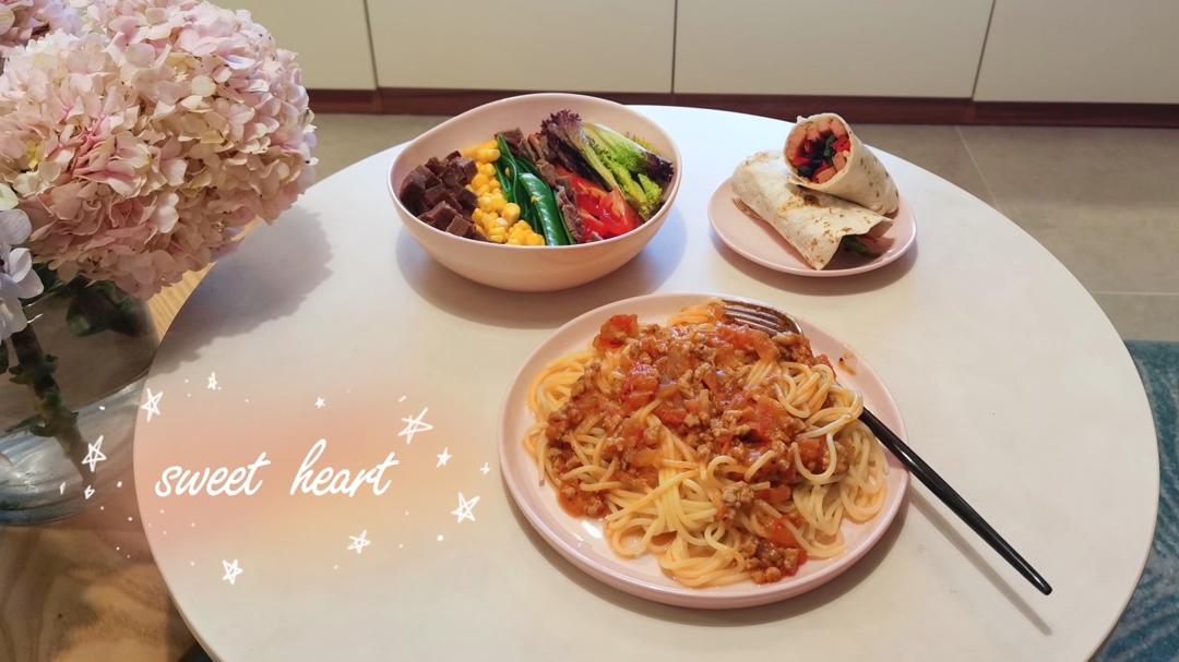 全麦墨西哥鸡肉蔬菜卷饼