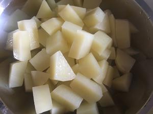 土豆泥-智恩的做法 步骤3