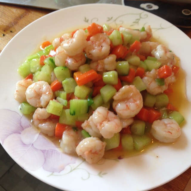 三色炒虾仁