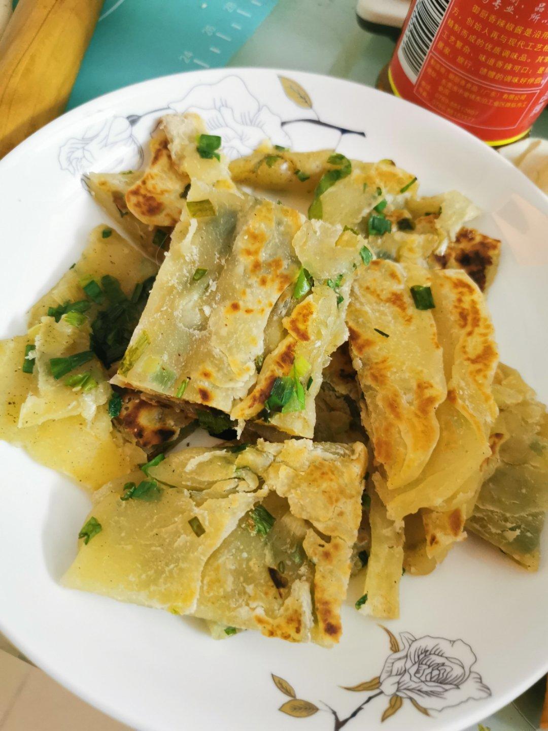 葱油饼-自己做薄脆酥香层层分明且一点儿都不油