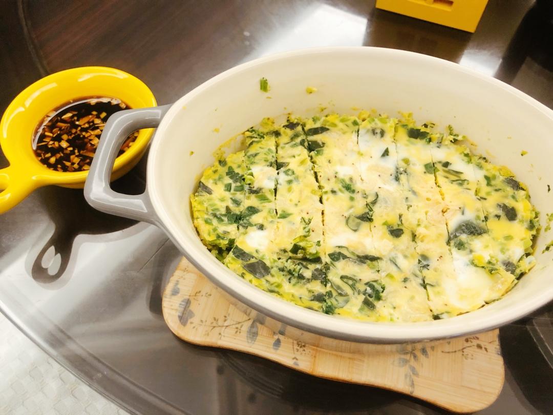 蘸汁菠菜鸡蛋糕——春季养生多吃菠菜