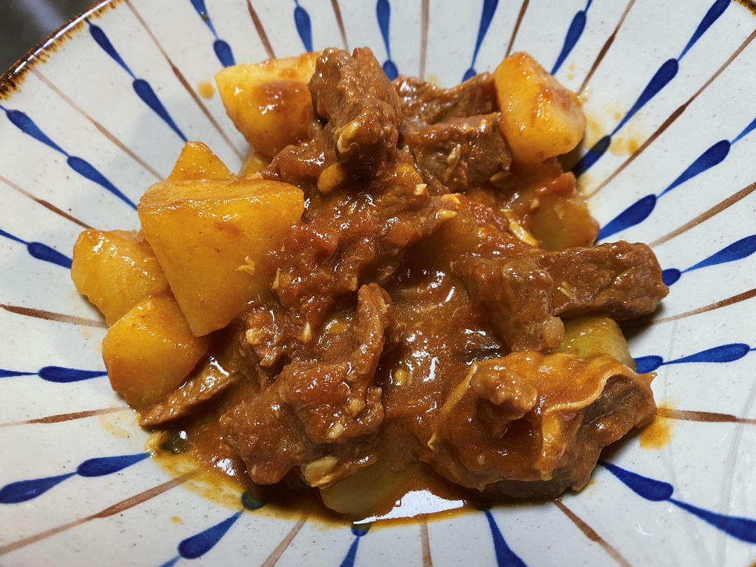 番茄炖牛腩（浓香型）