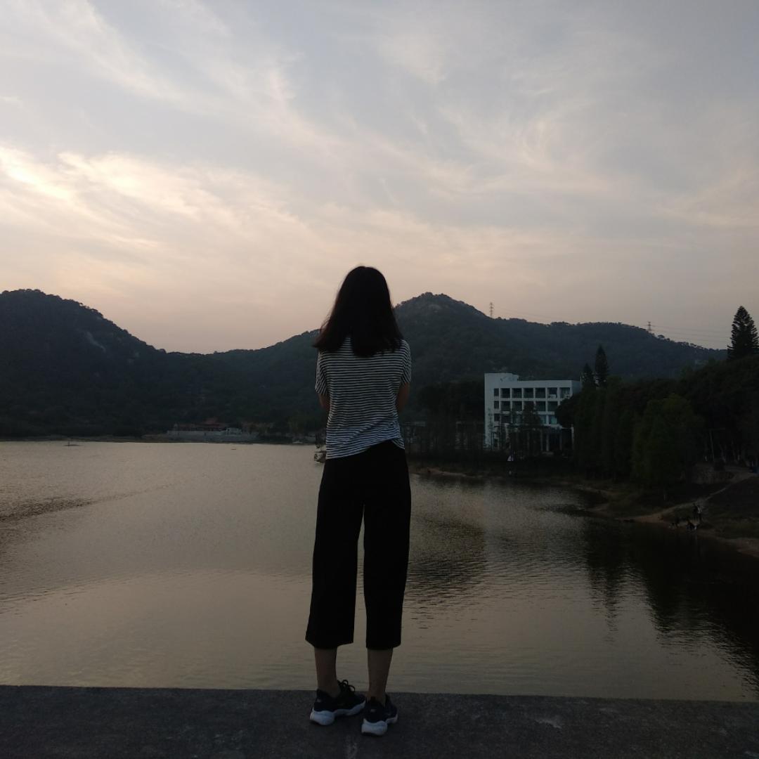 卡门卢