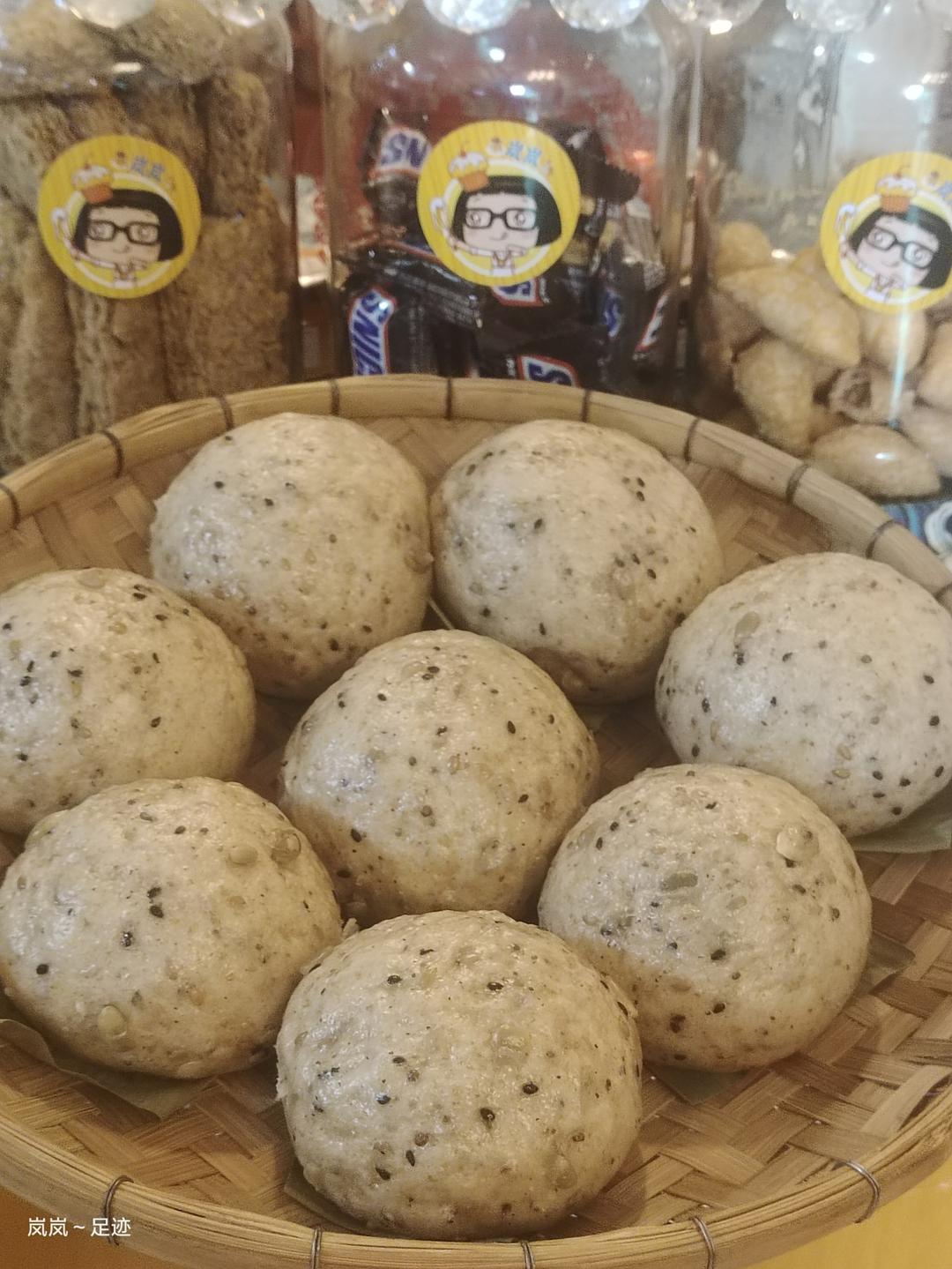 非凡的老面馒头