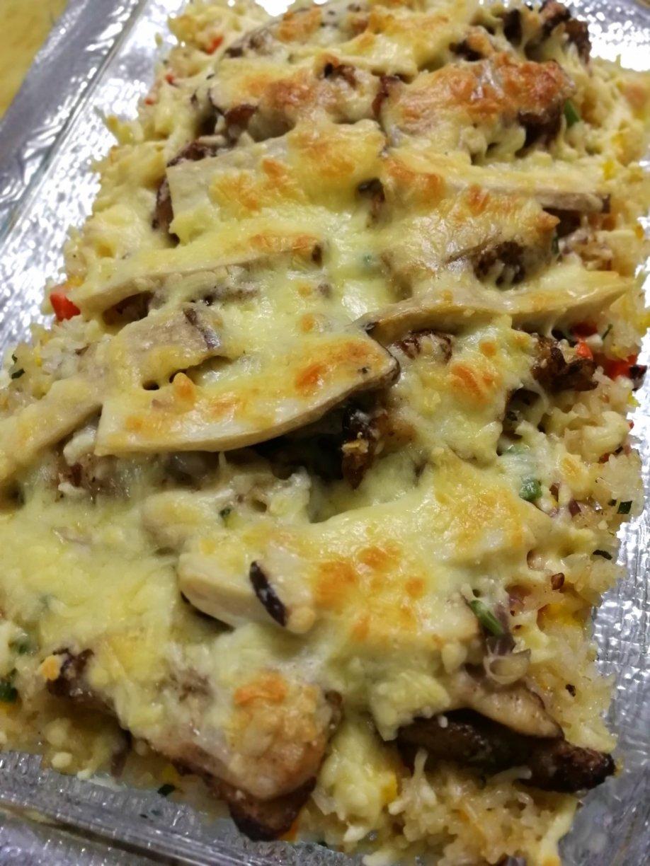 芝士白汁鸡扒焗饭