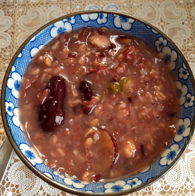 鸭血糯八宝粥