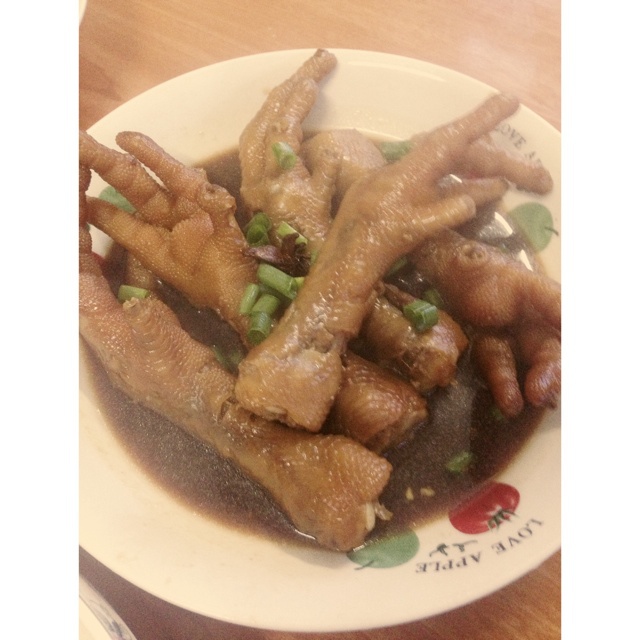 秘制红烧鸡爪