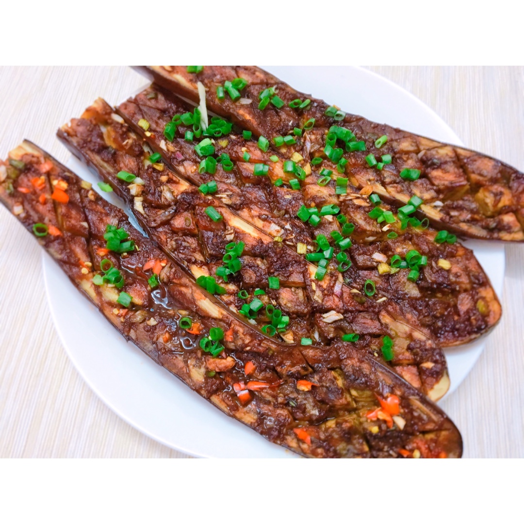 烤箱菜走起--蒜蓉烤茄子