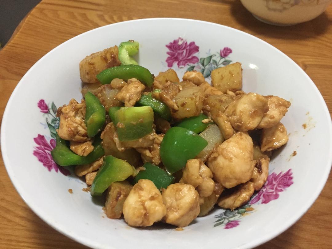 一道怎么做都好吃的干煎土豆鸡丁（红烧，咖喱，椒盐，孜然）