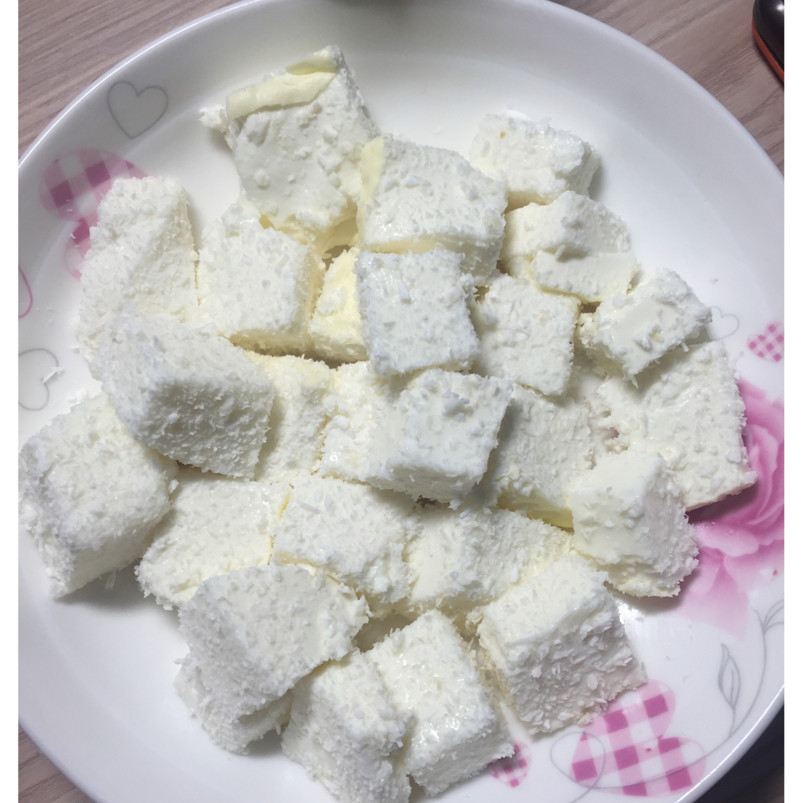 椰丝牛奶小方糕
