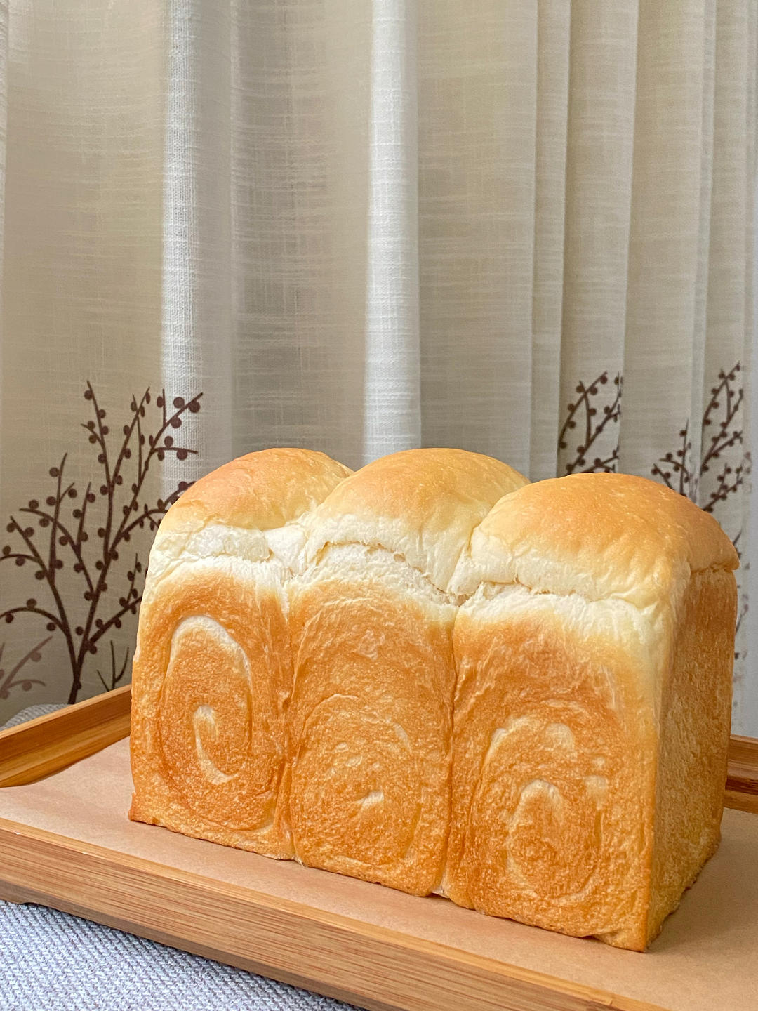 炼乳鲜奶提子吐司｜奶香加倍柔软加倍