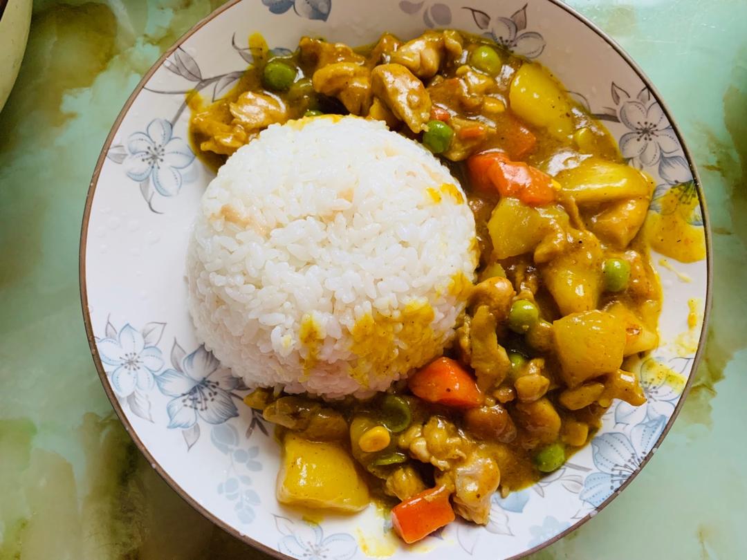 咖喱鸡肉饭