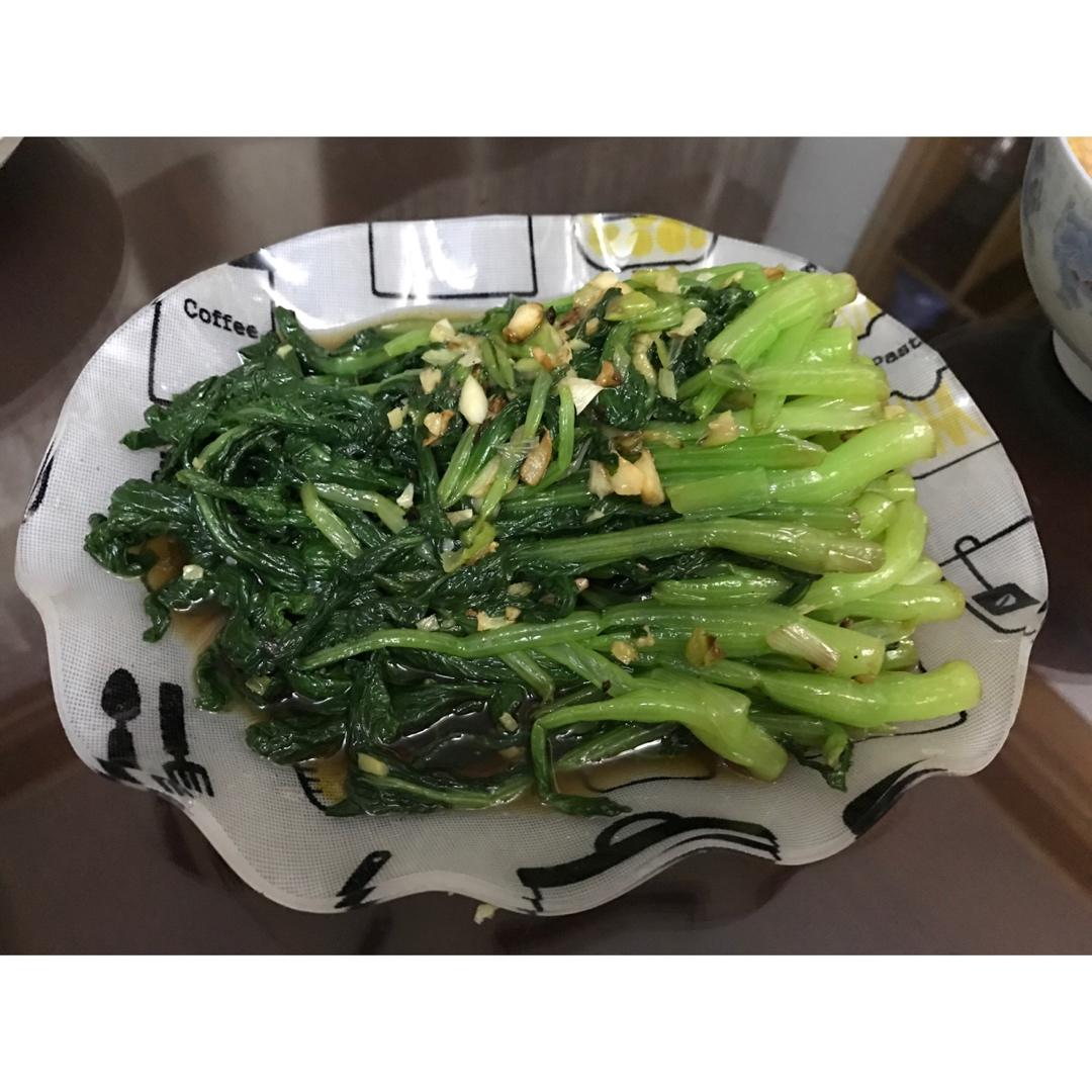 蒜蓉油菜心