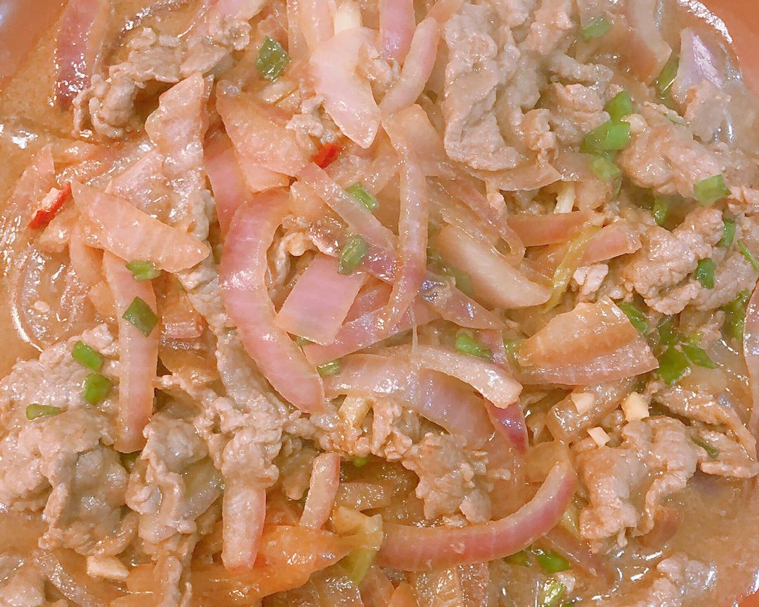 洋葱炒牛肉的做法