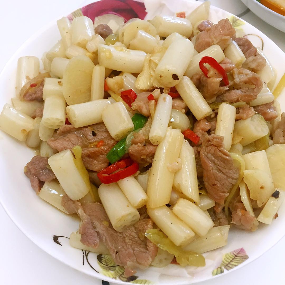 泡藕带炒鸡胗