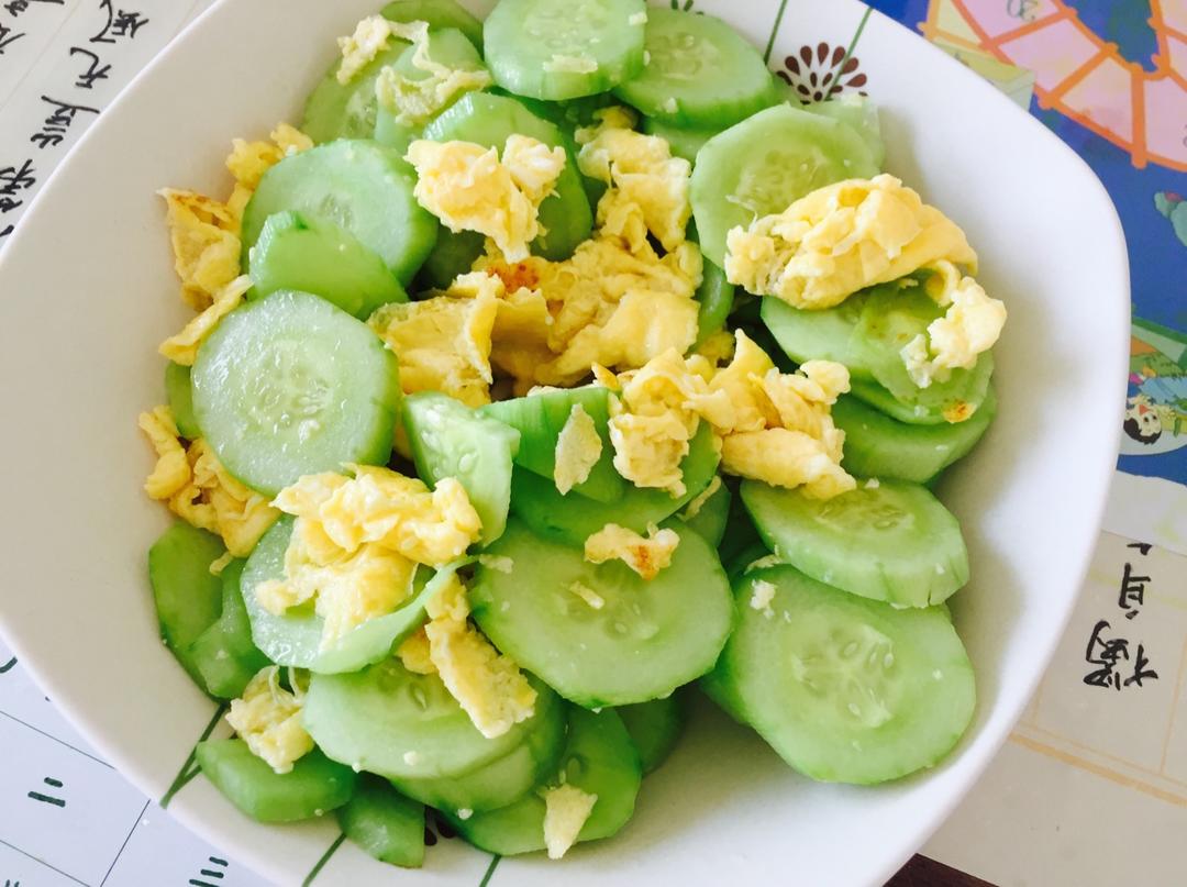 黄瓜炒鸡蛋