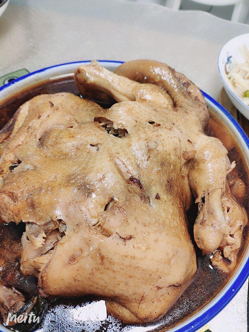 客家水蒸鸡· 巨简单水晶鸡
药材当归党参枸杞药膳蒸鸡