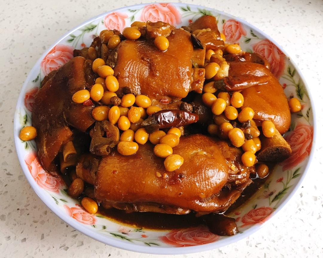 猪蹄配上它，软烂入味不油腻，简单易学，上桌一抢而空的做法