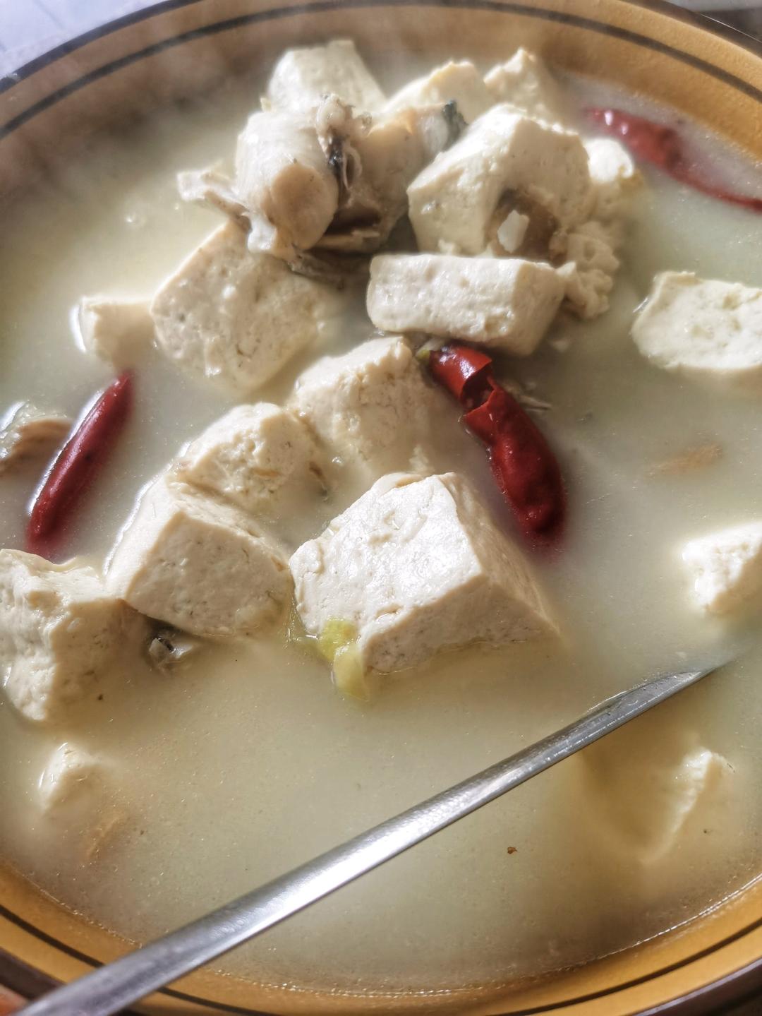 东北鳕鱼炖豆腐 明太鱼