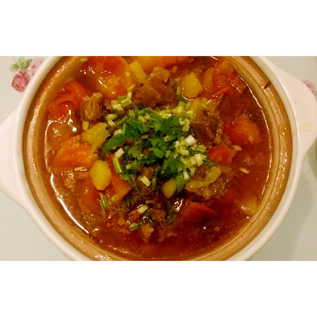 老丁的私房菜-番茄牛腩煲