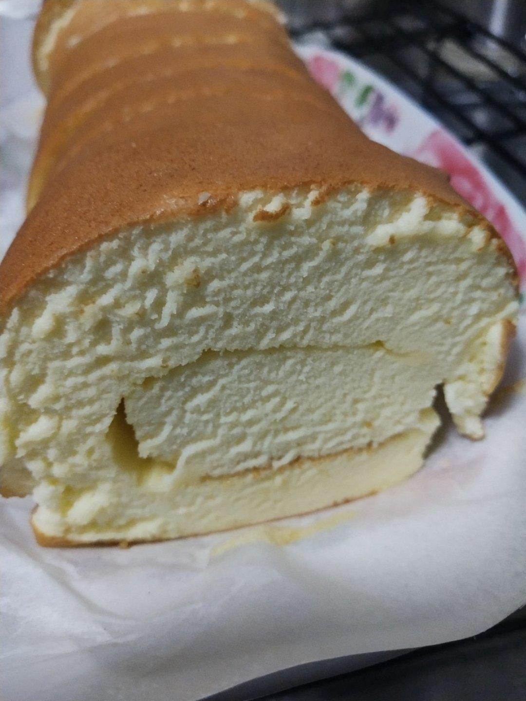 《Tinrry下午茶》教你做基础原味蛋糕卷