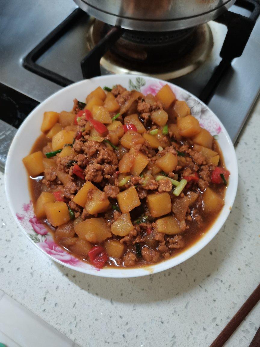 ㊙️香菇土豆肉沫拌饭❗️比外卖还好吃