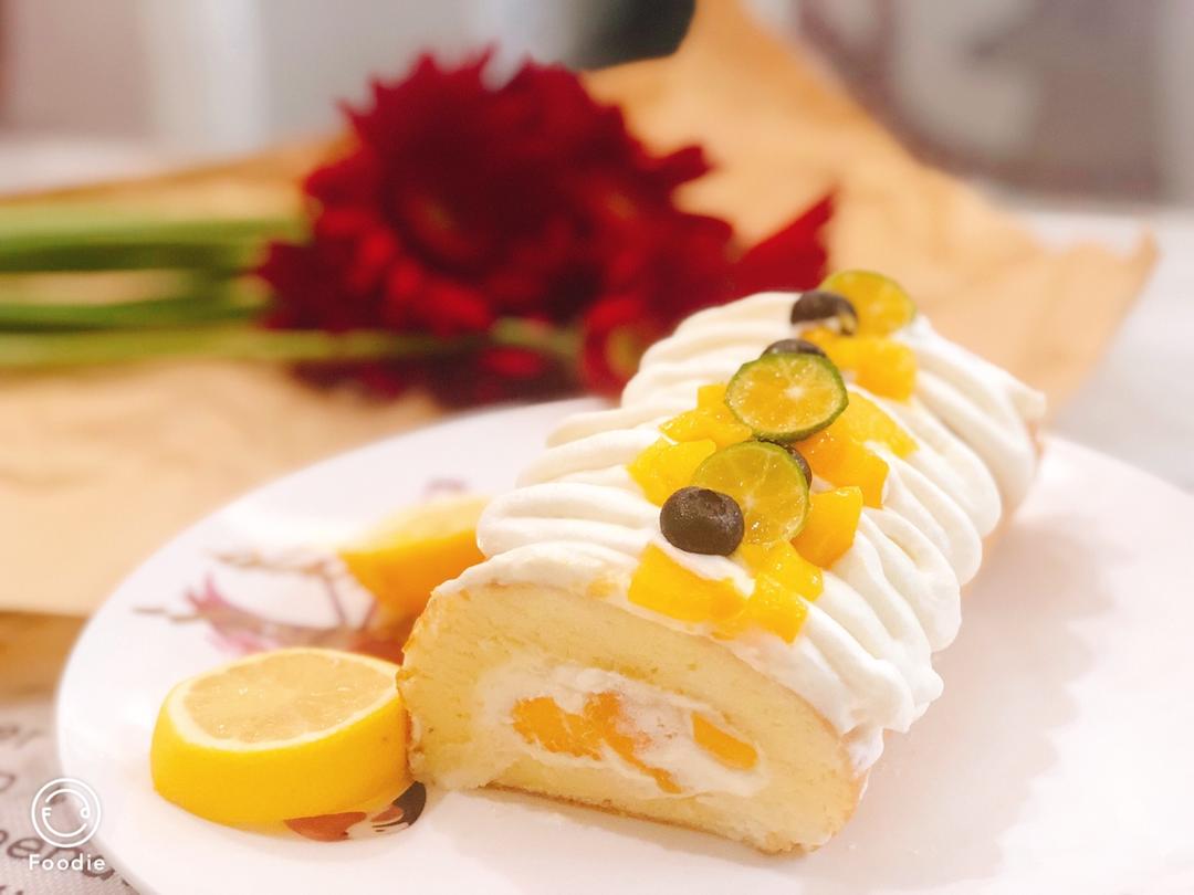 胖乎乎奶油芒果卷/不开裂不掉皮全过程详细图解烘焙视频/蛋糕篇6：「厚卷」