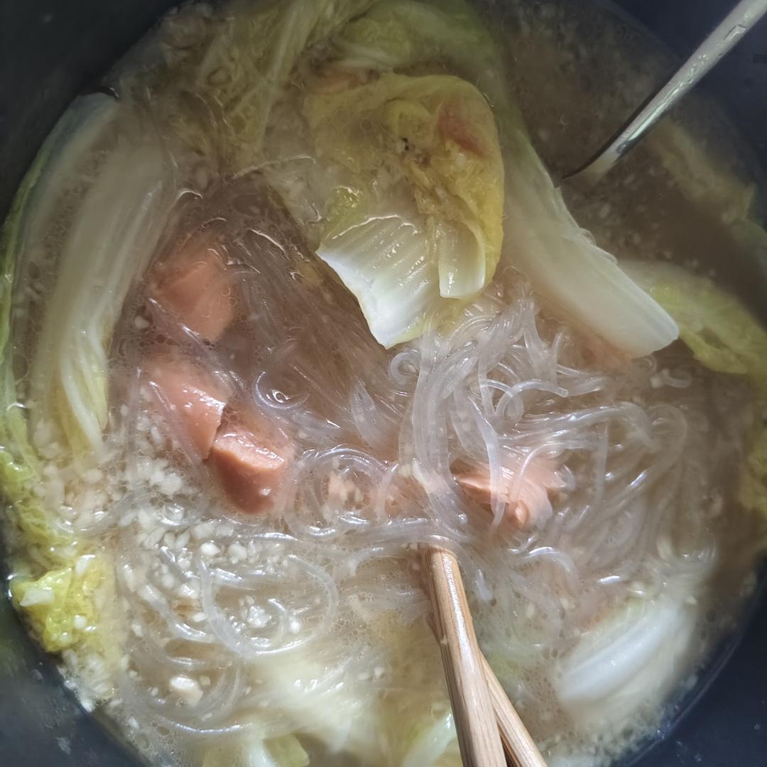 娃娃菜粉丝煲，低卡又鲜美