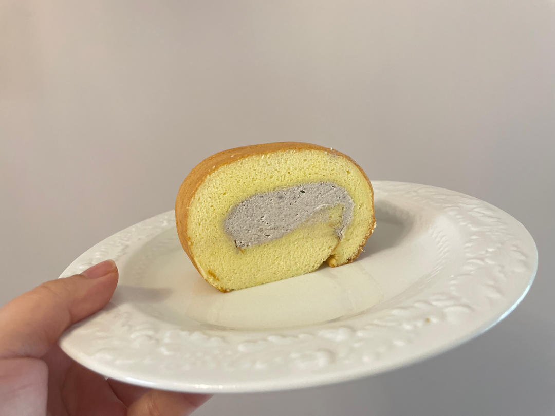 超详细的瑞士卷奶油蛋糕卷原味蛋糕卷的制作方法 饱满不掉皮不开裂（附模具换算方法）