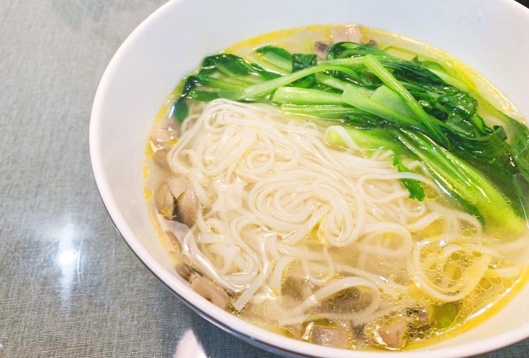 鸡汤面｜鲜嫩咸香鸡油 杭州百家鸡味馆版