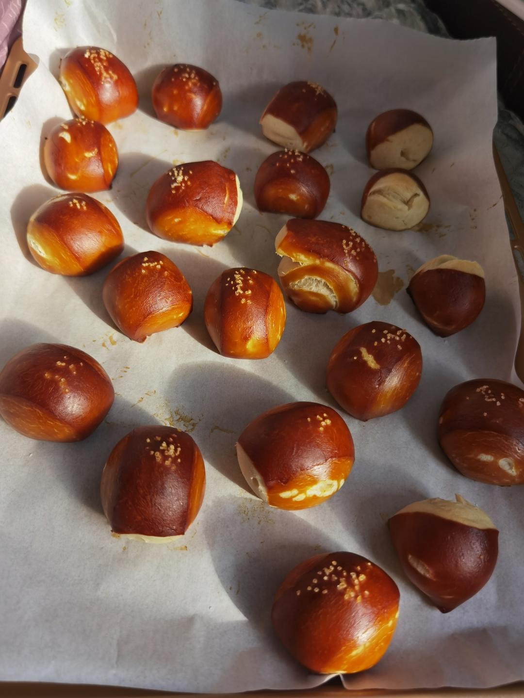 可爱又迷你的碱水小丸子，免发酵快手小面包