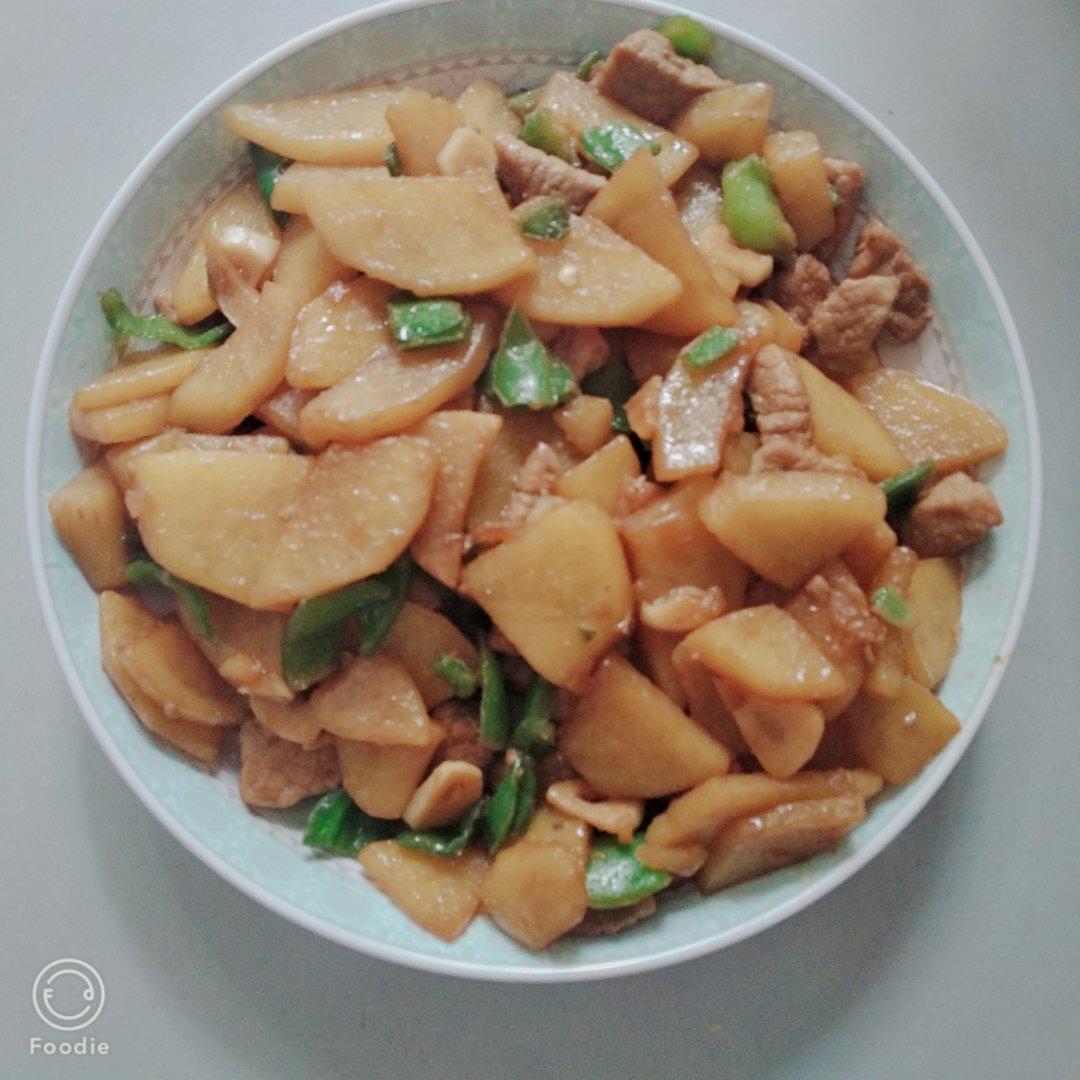 肉炒青椒土豆片