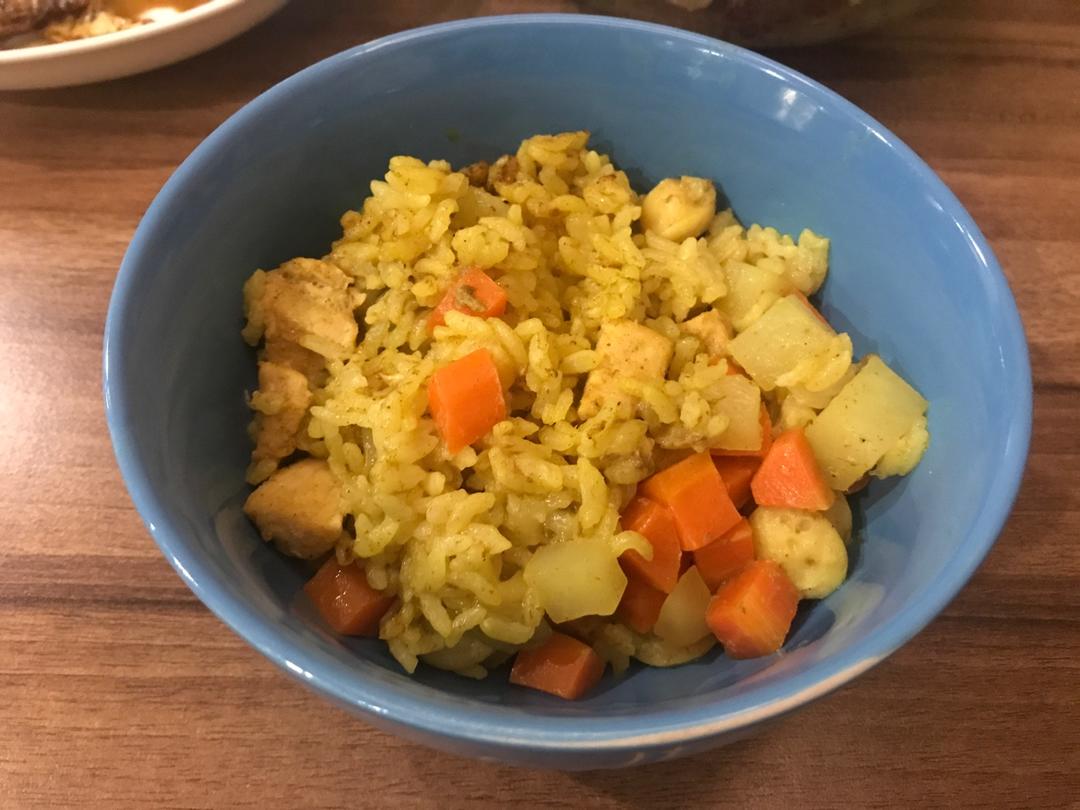 懒人电饭锅咖喱土豆香肠焖饭