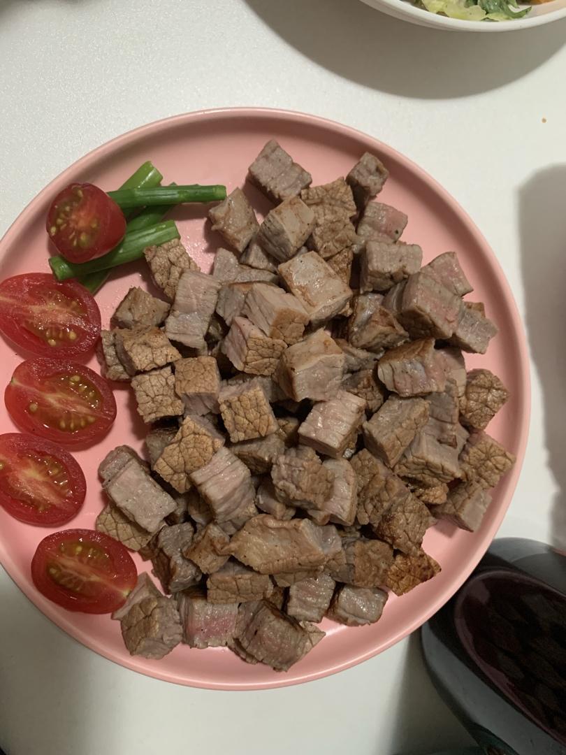 黑椒牛排（配酱汁做法）