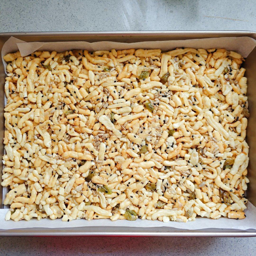 （视频食谱）自制沙琪玛／萨其马