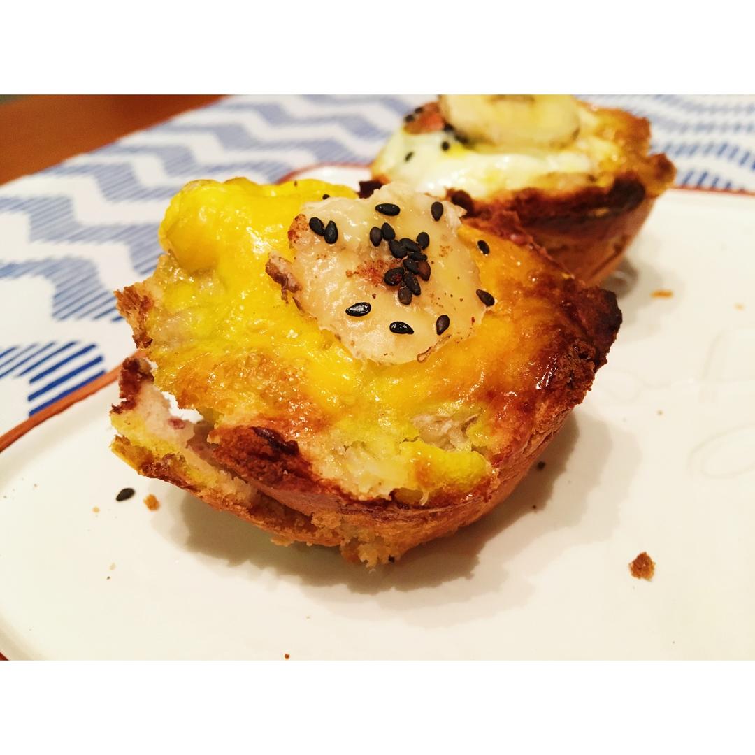 鸡蛋吐司杯盏