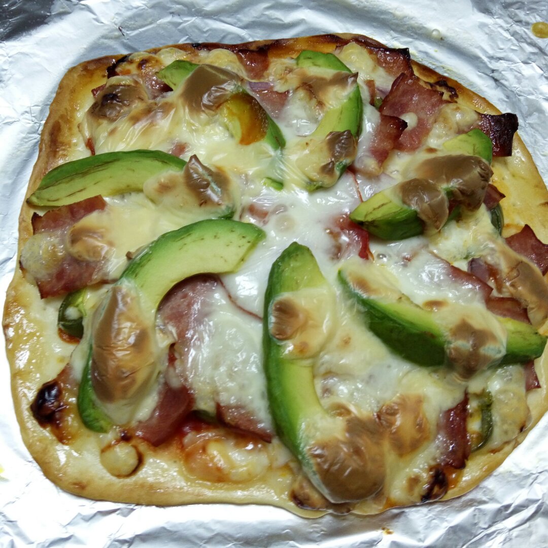 厚底鲜虾培根披萨