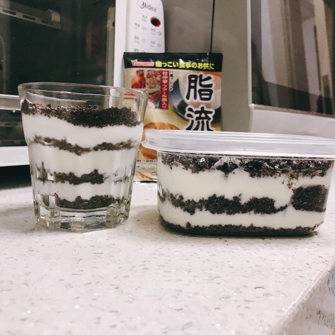 奥利奥酸奶木糠杯