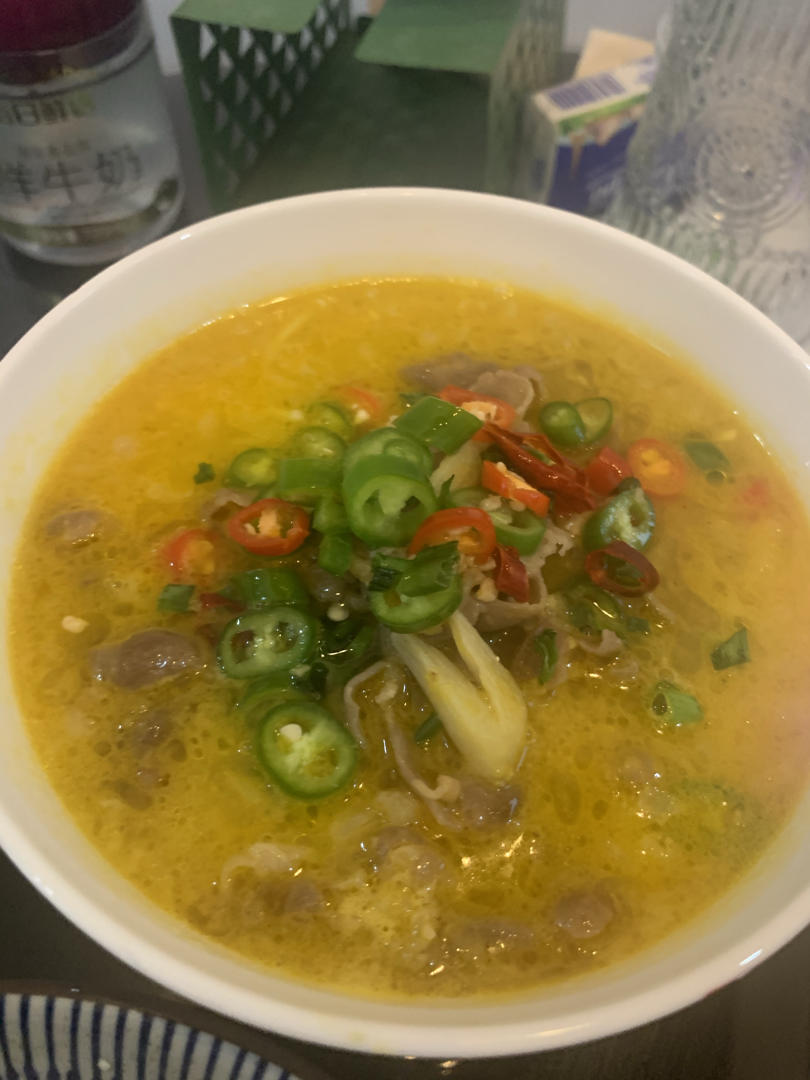 酸汤肥牛金针菇（学自厨友